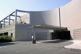 管理棟イメージ