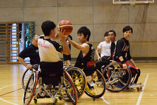 Efforts for Para-Sports   Efforts for Para-Sports